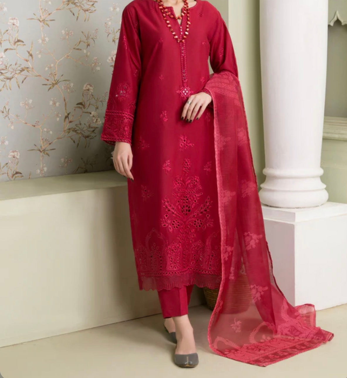 Graceful Red Embroidered chicken Kari Salwar Kamee