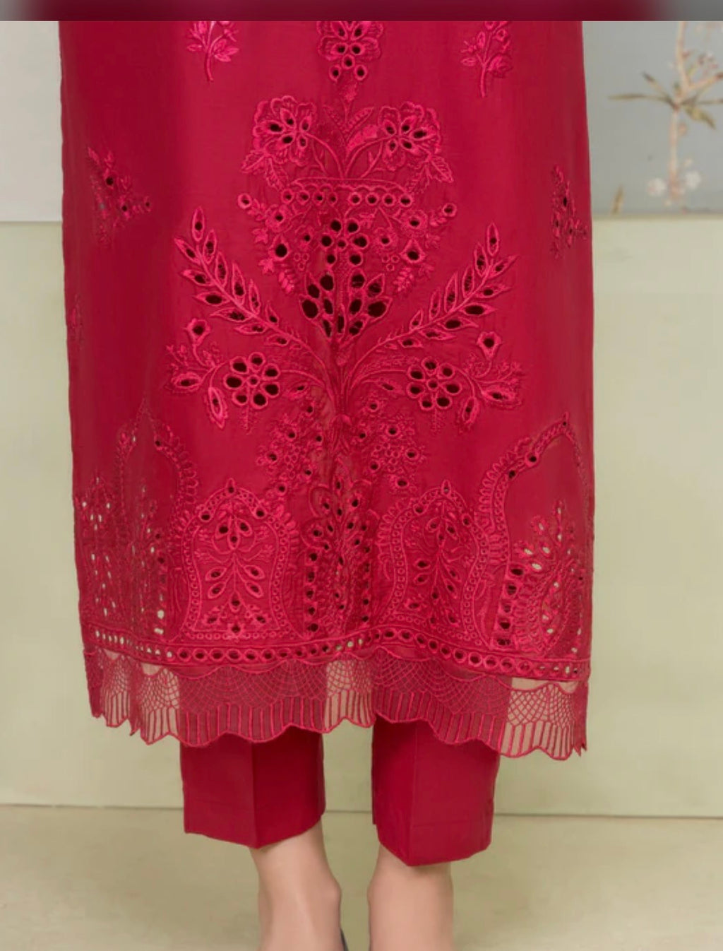 Graceful Red Embroidered chicken Kari Salwar Kamee