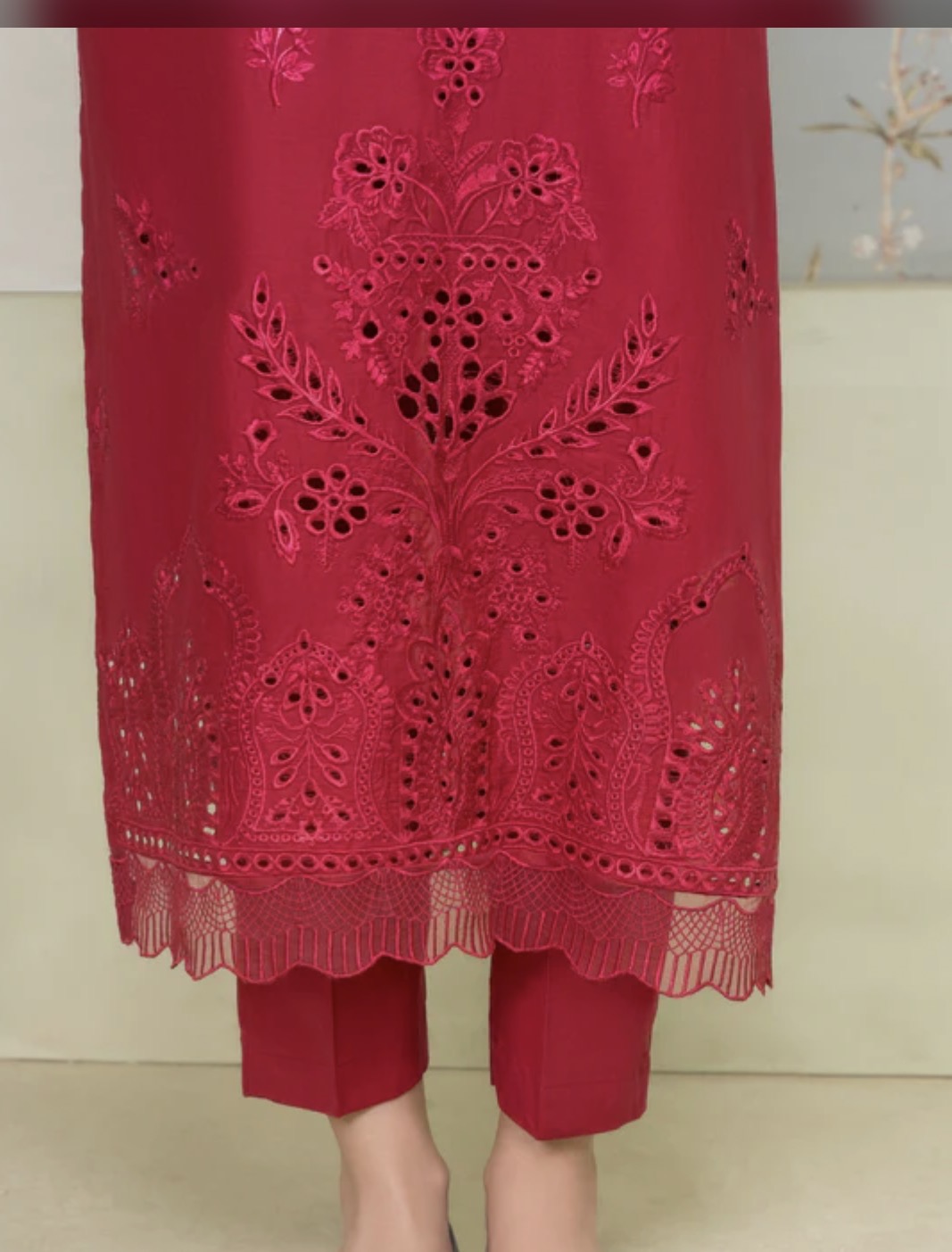 Graceful Red Embroidered chicken Kari Salwar Kamee